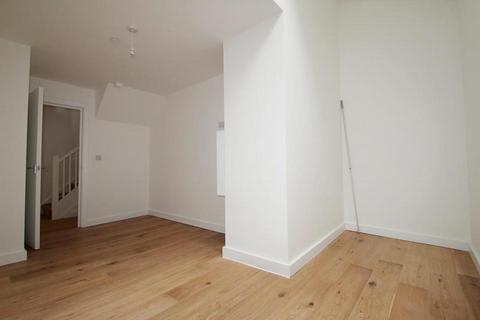 2 bedroom apartment to rent, Hampton Place, Brighton