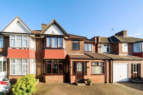 4 bedroom semi-detached house to rent, Lyon Meade, Stanmore