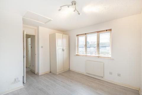 1 bedroom terraced house to rent, Ratcliffe Close, Uxbridge, Middlesex UB8 2DA