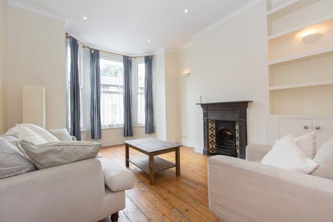 2 bedroom flat to rent, Sandmere Road