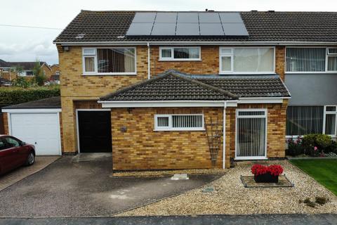 4 bedroom semi-detached house for sale, Winster Crescent, Melton Mowbray