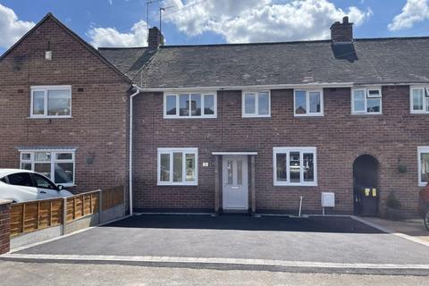 3 bedroom terraced house for sale, WOMBOURNE, Jenks Road