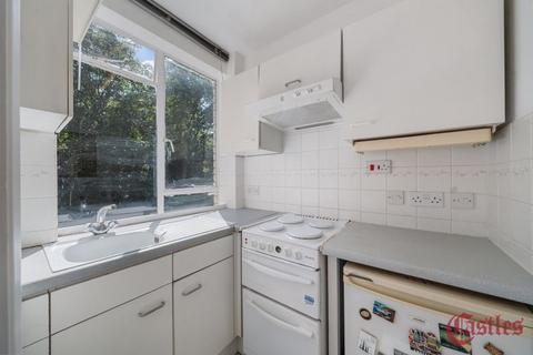 Studio for sale, Northern Heights, Crescent Road, N8