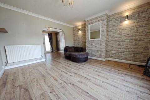 3 bedroom end of terrace house for sale, Lingmoor Way, Carlisle