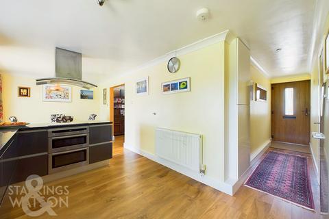 48 Bishops Close, Norwich, NR7 0DY