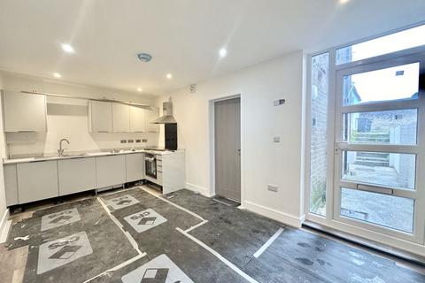 1 bedroom flat for sale, Alder Road, Poole BH12