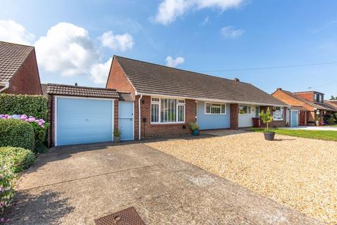 2 bedroom bungalow for sale, Priors Close, Southbourne