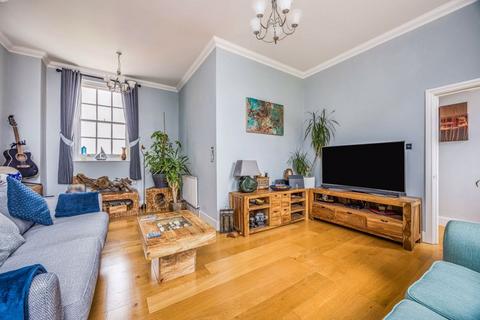 2 bedroom duplex for sale, Royal Gate, Southsea