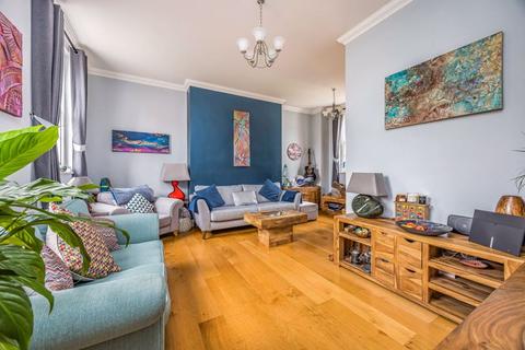 2 bedroom duplex for sale, Royal Gate, Southsea