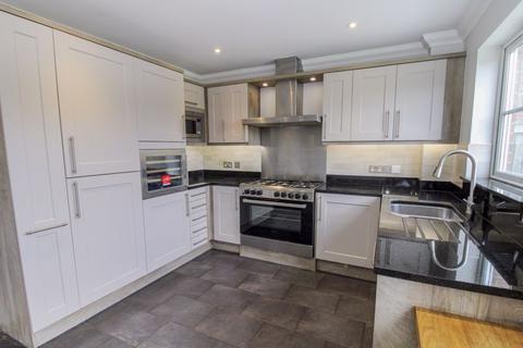 4 bedroom detached house for sale, Tandys Close, Bedford MK43