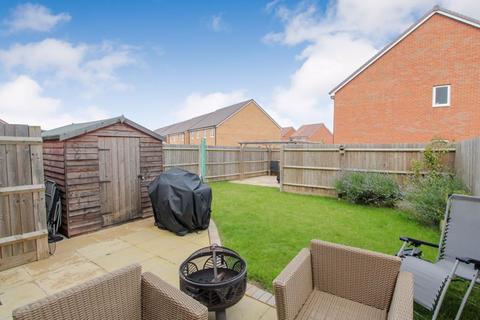 3 bedroom semi-detached house for sale, Meadow Road, Bedford MK45