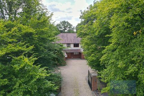 6 bedroom detached house for sale, Rye Hill Road, Harlow CM18