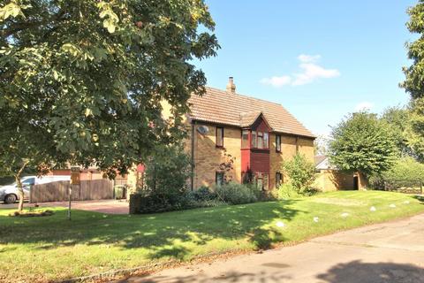 5 bedroom detached house for sale, Church End, Everton