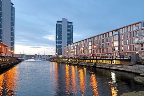 undefined, The Quays, Chatham Maritime