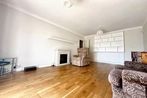 2 bedroom flat for sale, Marsden Court, Ambleside Avenue, Telscombe Cliffs, BN10 7LS