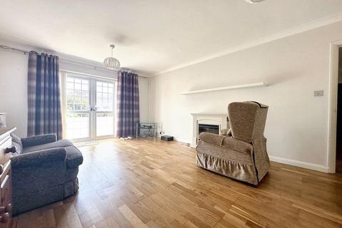 2 bedroom flat for sale, Marsden Court, Ambleside Avenue, Telscombe Cliffs, BN10 7LS