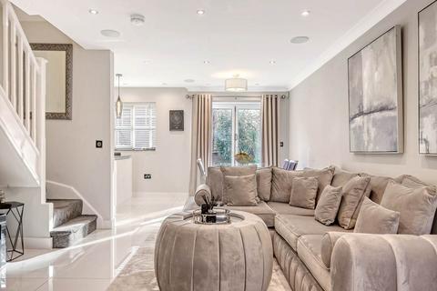 3 bedroom house for sale, Bay Tree Close, The Avenue, Chigwell