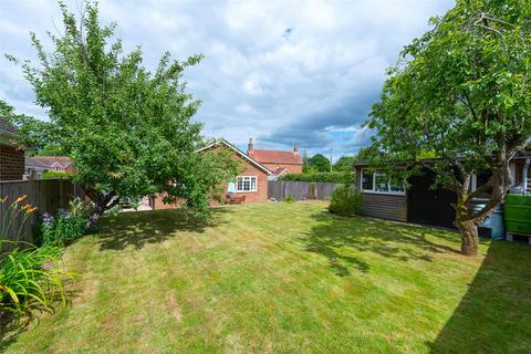 3 bedroom bungalow for sale, Aldermaston Road, Pamber End, Tadley, Hampshire, RG26