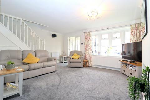 3 bedroom semi-detached house for sale, Barking Close, Leagrave, Luton, Bedfordshire, LU4 9HG