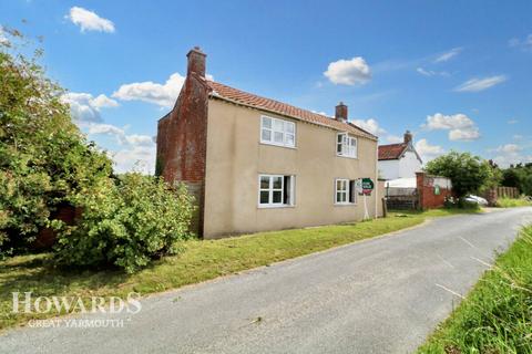 3 bedroom character property for sale, Low Road, Wickhampton