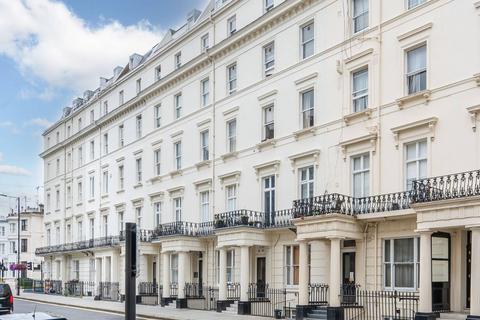 1 bedroom flat for sale, Gloucester Terrace, Bayswater, London, W2