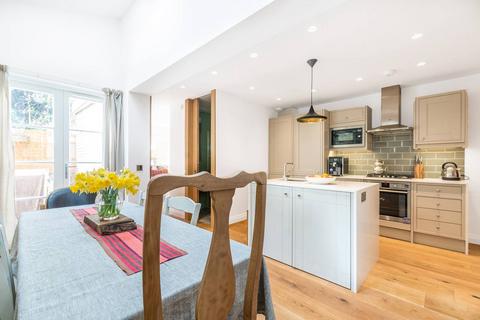 3 bedroom maisonette for sale, Bracewell Road, North Kensington, London, W10