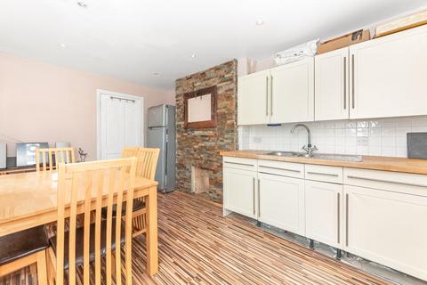 218 Livingstone Road, Thornton Heath, CR7 8JW