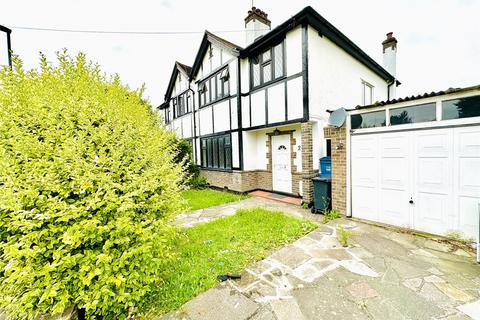 3 bedroom semi-detached house for sale, Rutland Gardens, Lloyds Park, South Croydon, CR0