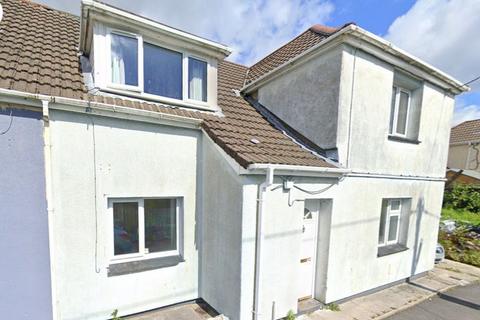 3 bedroom semi-detached house to rent, Aberdare CF44
