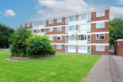 28 Beechcroft Close, Streatham, London, SW16 2EW
