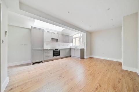 2 bedroom semi-detached house for sale, Kirk Lane, London