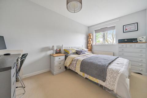 2 bedroom semi-detached house for sale, Primrose Way, Buckingham MK18
