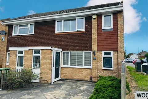 2 Woodrush Way, Romford, RM6 5BL