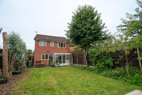 3 bedroom detached house for sale, Biggs Close, Whetstone, Leicester