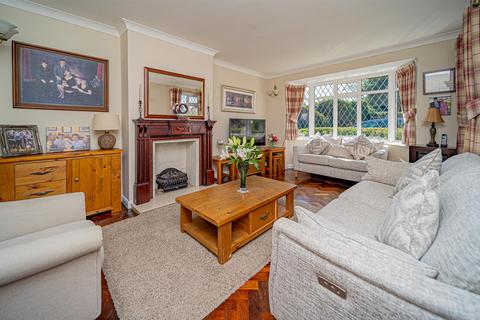 3 bedroom detached house for sale, Sandridge Road, Wiltshire SN12