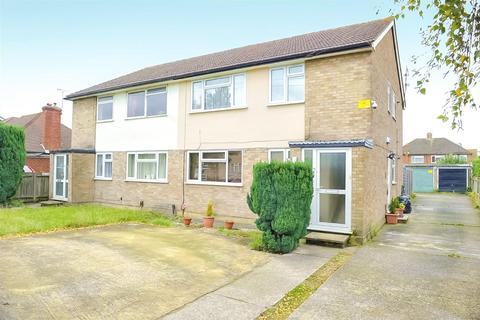 2 bedroom flat for sale, Edwards Avenue, South Ruislip HA4