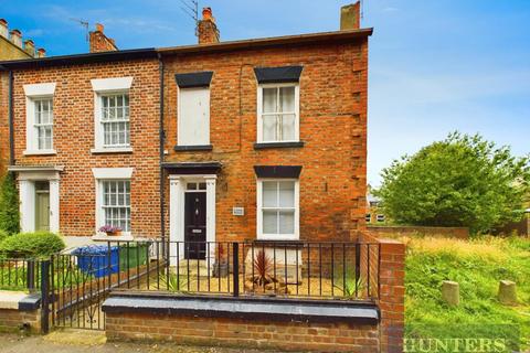 4 bedroom end of terrace house for sale, Aberdeen Terrace, Scarborough