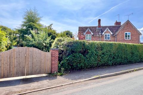 4 bedroom semi-detached house for sale, Church Road, Arlingham, Gloucester