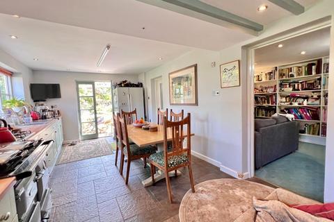 Glendower Church Road, Arlingham, Gloucester, GL2 7JL
