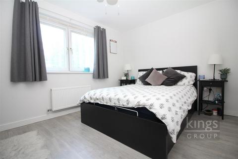 66 Gladwin Way, Harlow, CM20 1AS