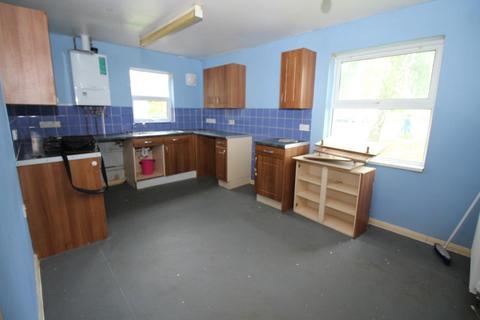 3 bedroom bungalow for sale, Dart Close, Thornbury
