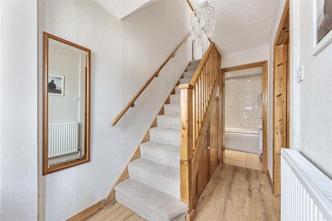 3 bedroom semi-detached house for sale, Flowerhill Way, Istead Rise,