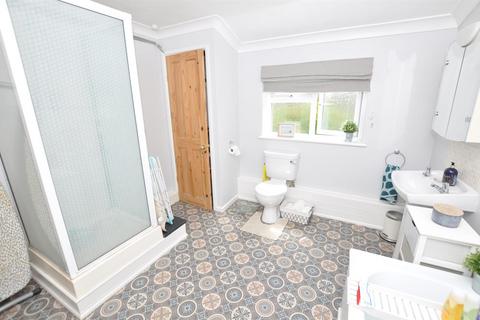 Brynawel Spring Gardens, Whitland, SA34 0HL