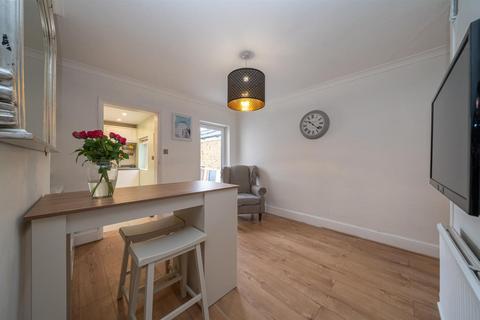 2 bedroom terraced house for sale, Cowper Road, Boxmoor, Hertfordshire, HP1 1PF