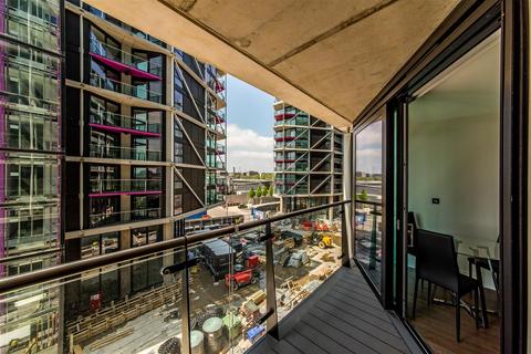 2 bedroom flat to rent, 4 Riverlight Quay, Nine Elms, London, SW11