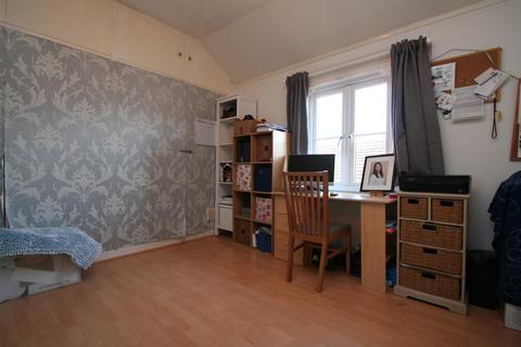 Flat, 14a High Street, Goring, Reading, RG8 9AR