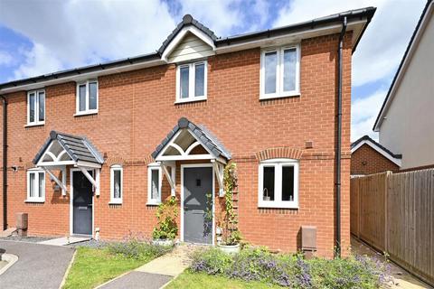 3 bedroom semi-detached house for sale, Vespasian Close, Westhampnett, Chichester