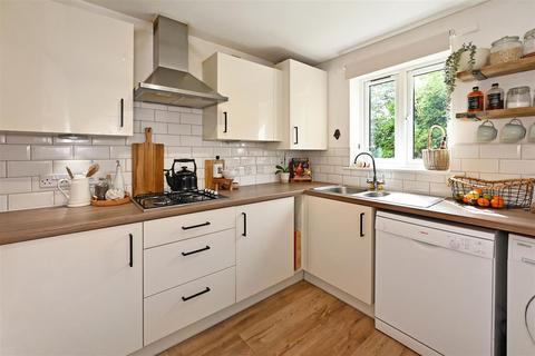 3 bedroom semi-detached house for sale, Vespasian Close, Westhampnett, Chichester