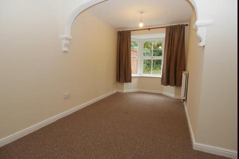 3 bedroom end of terrace house for sale, Wych Elm Road, Oadby, Leicester