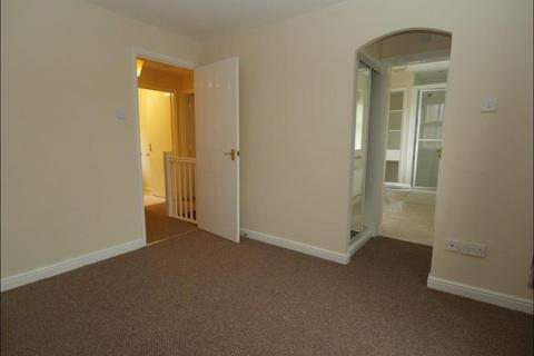 3 bedroom end of terrace house for sale, Wych Elm Road, Oadby, Leicester